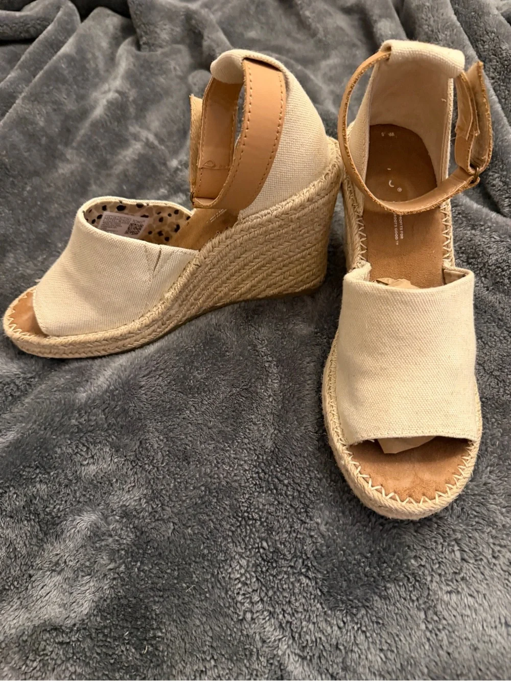 Toms espadrille wedge
